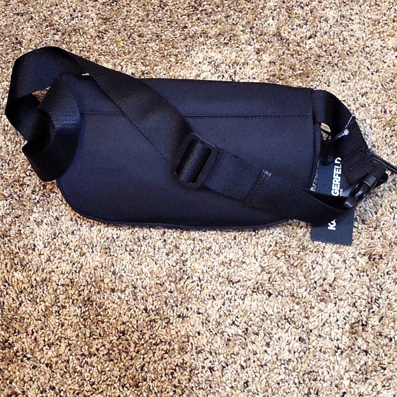 Karl Lagerfeld Paris Amour Voyage Logo Belt bag in black with KL image NWT - Picture 3 of 8